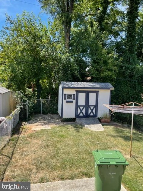 5621 Cadillac Ave, Baltimore MD 21207-7010 exterior