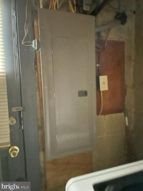 5621 Cadillac Ave, Baltimore MD 21207-7010 exterior