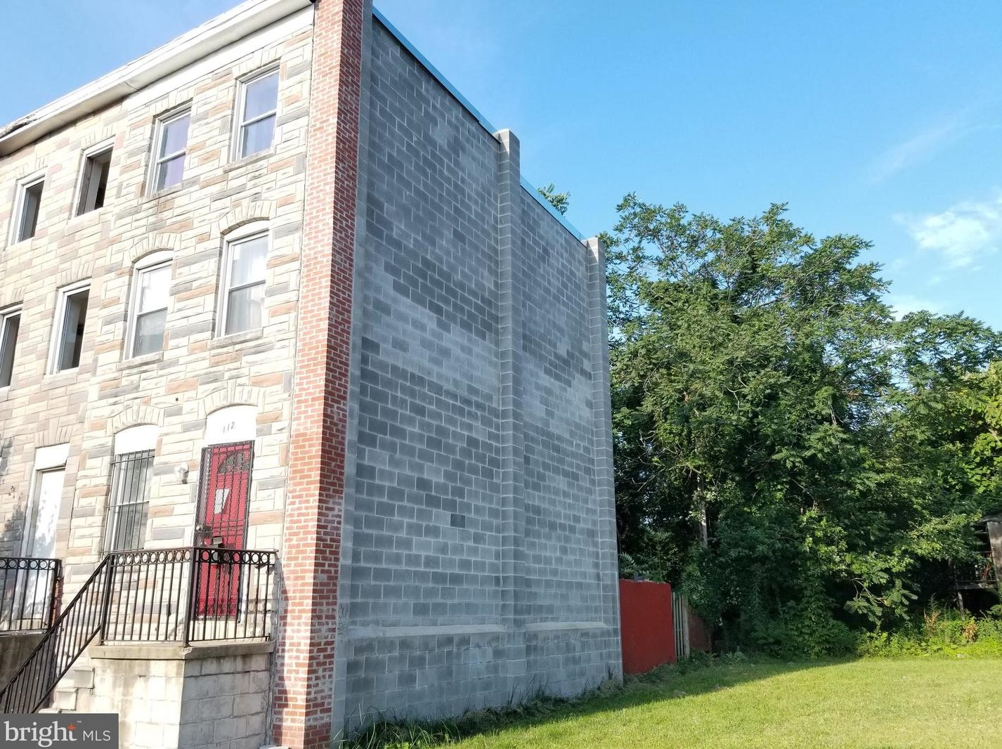 112 Monroe St, Baltimore, MD 21223-1694