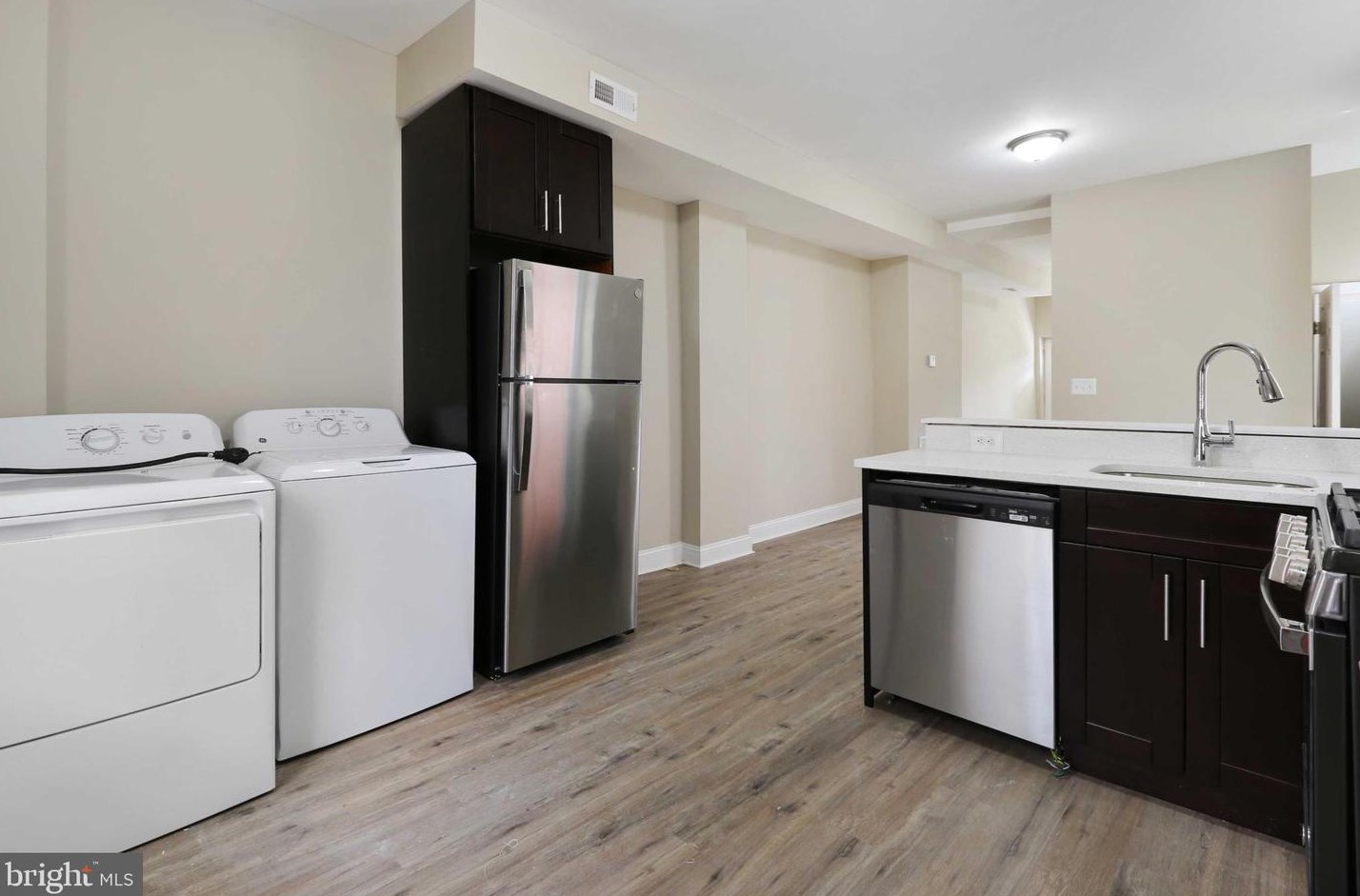 3132 Baker St, Baltimore, MD 21216-3802
