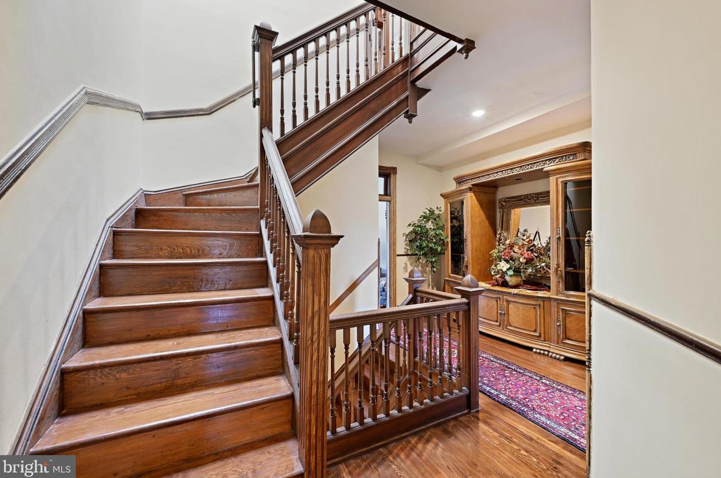 2820 Calvert St, Baltimore MD 21202-3737 exterior