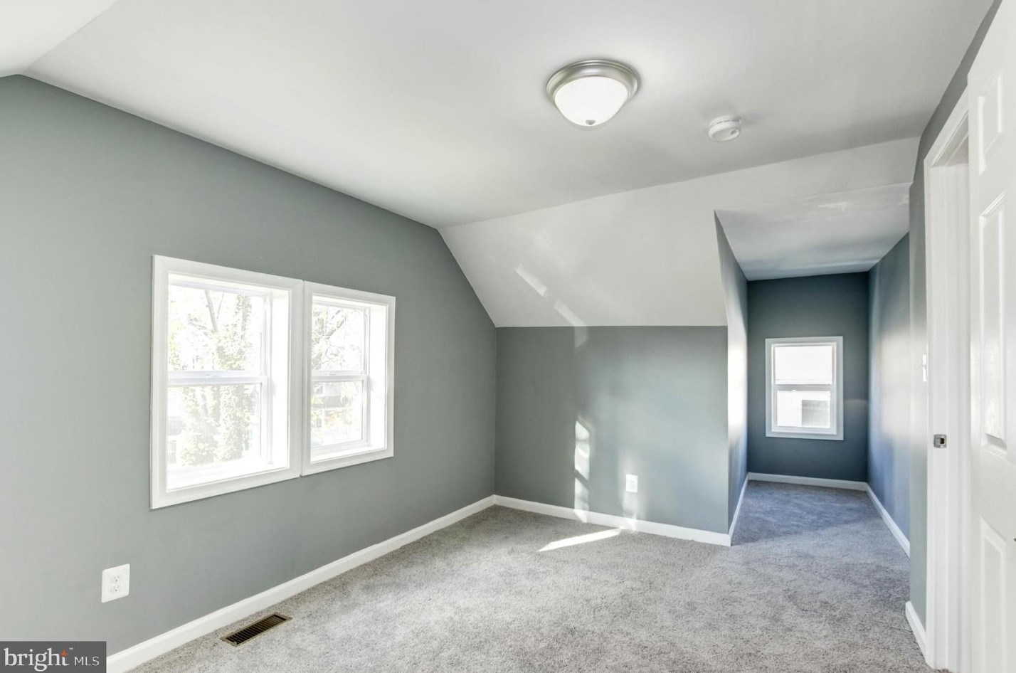 5105 Ivanhoe Ave, Baltimore MD  21212-4320 exterior