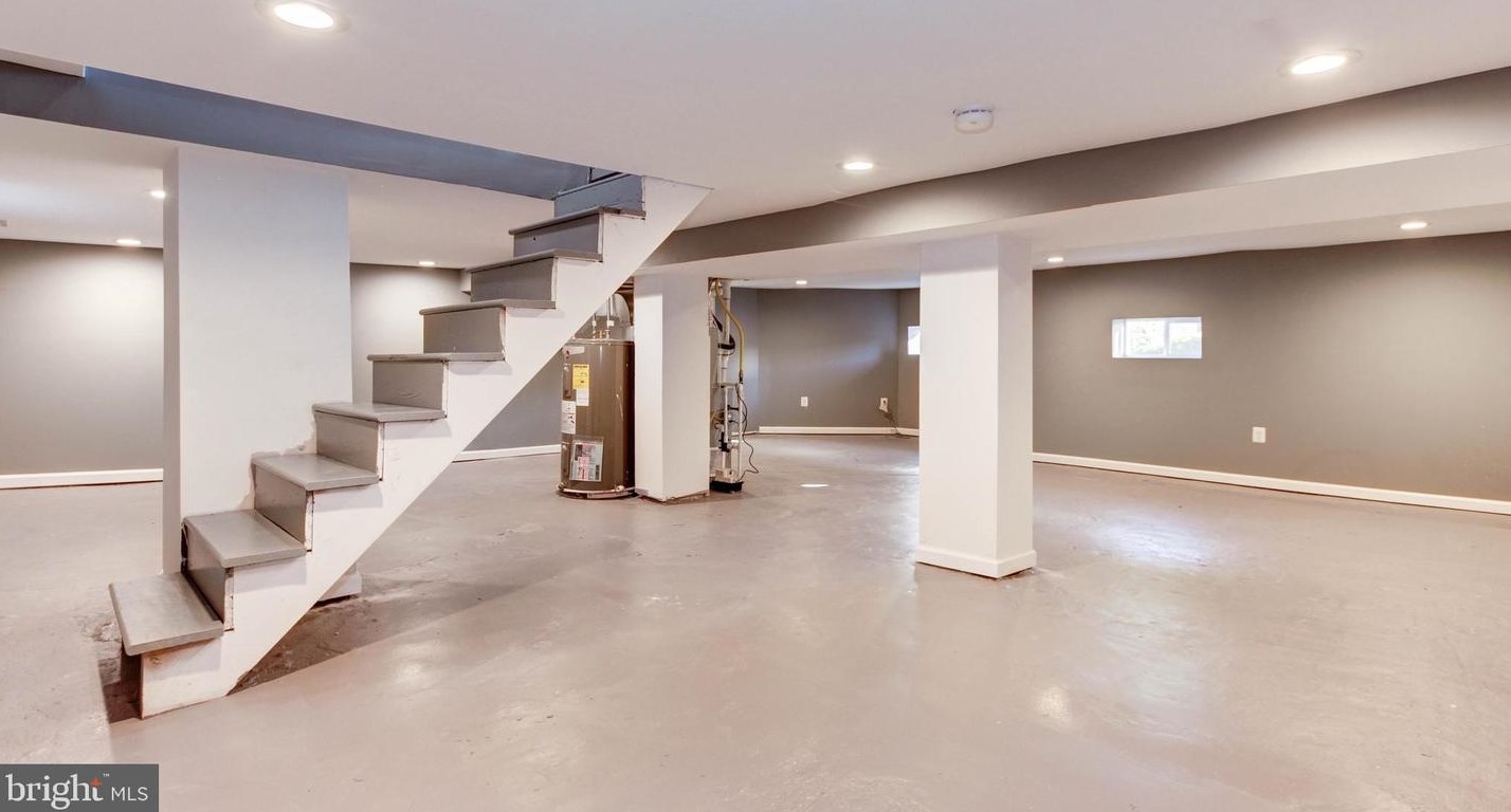 5105 Ivanhoe Ave, Baltimore MD  21212-4320 exterior