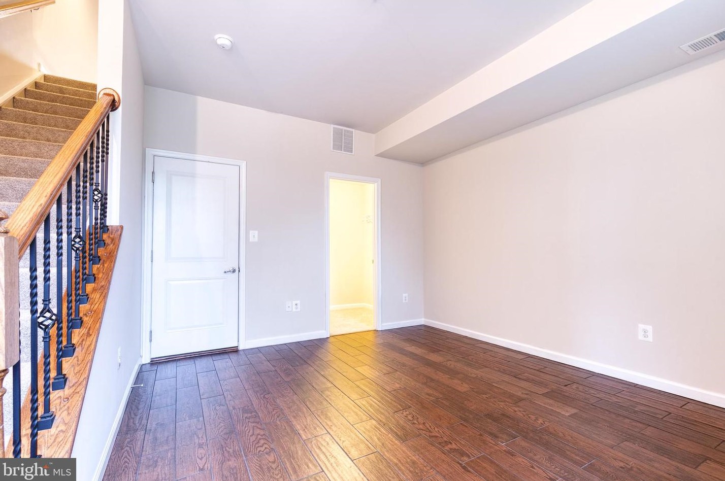 734 Macon St, Baltimore, MD 21224-2640