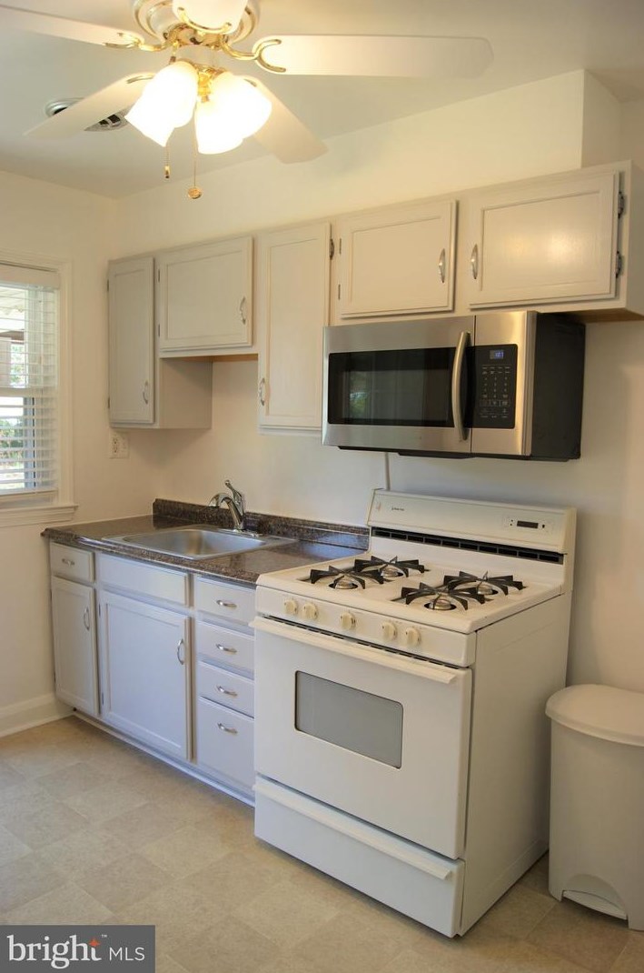 6508 Hilltop Ave, Baltimore, MD 21206