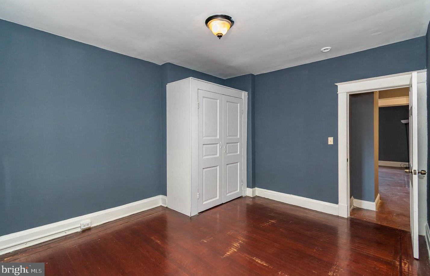 4124 Edmondson Ave, Baltimore MD  21229-1807 exterior