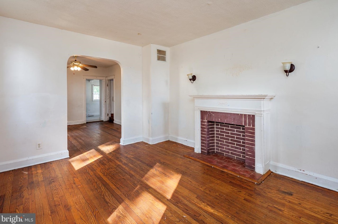 2600 Roselawn Ave, Baltimore, MD 21214-1701