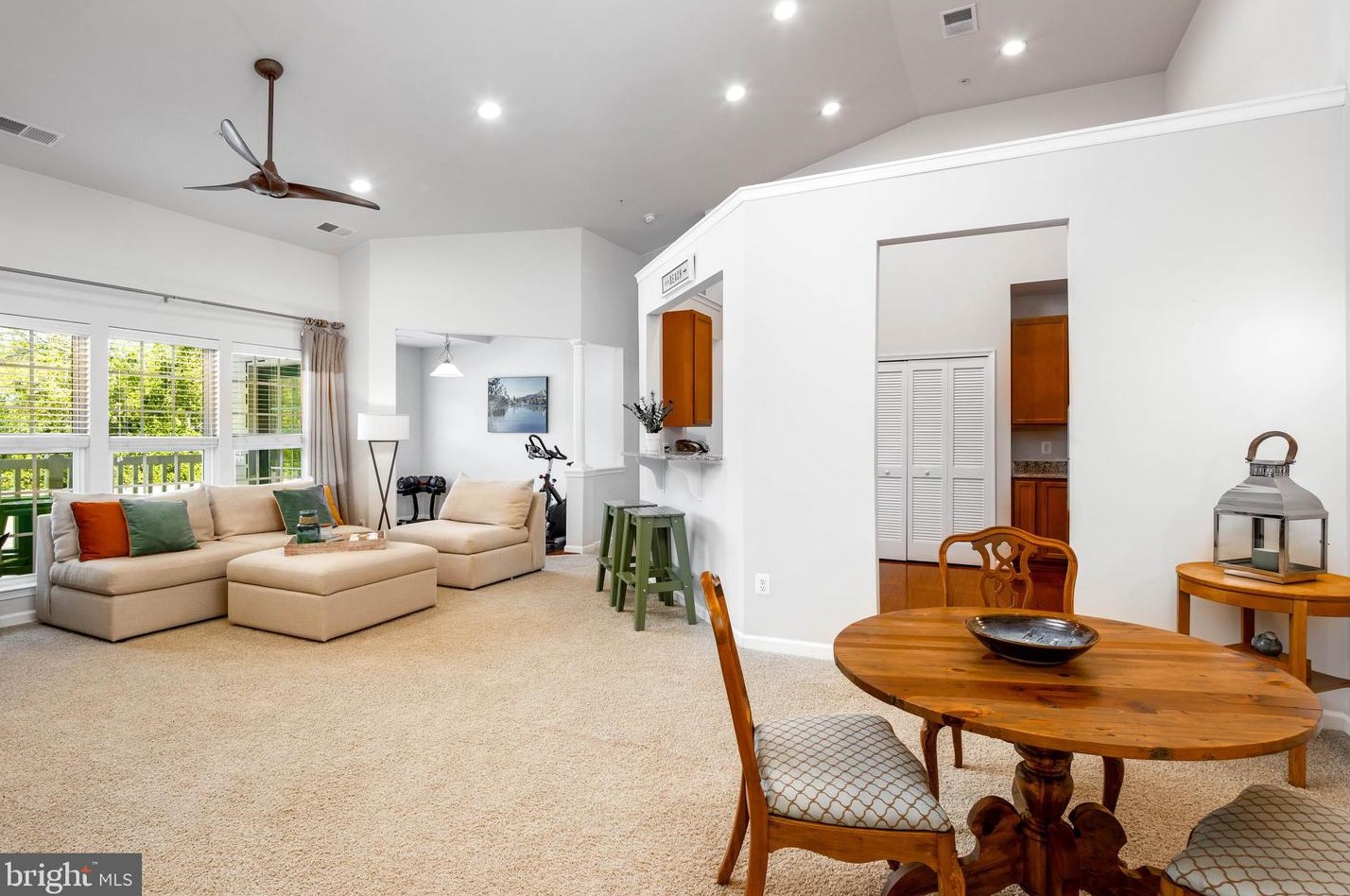 5205 Wyndholme Cir, Baltimore, MD 21229-3291