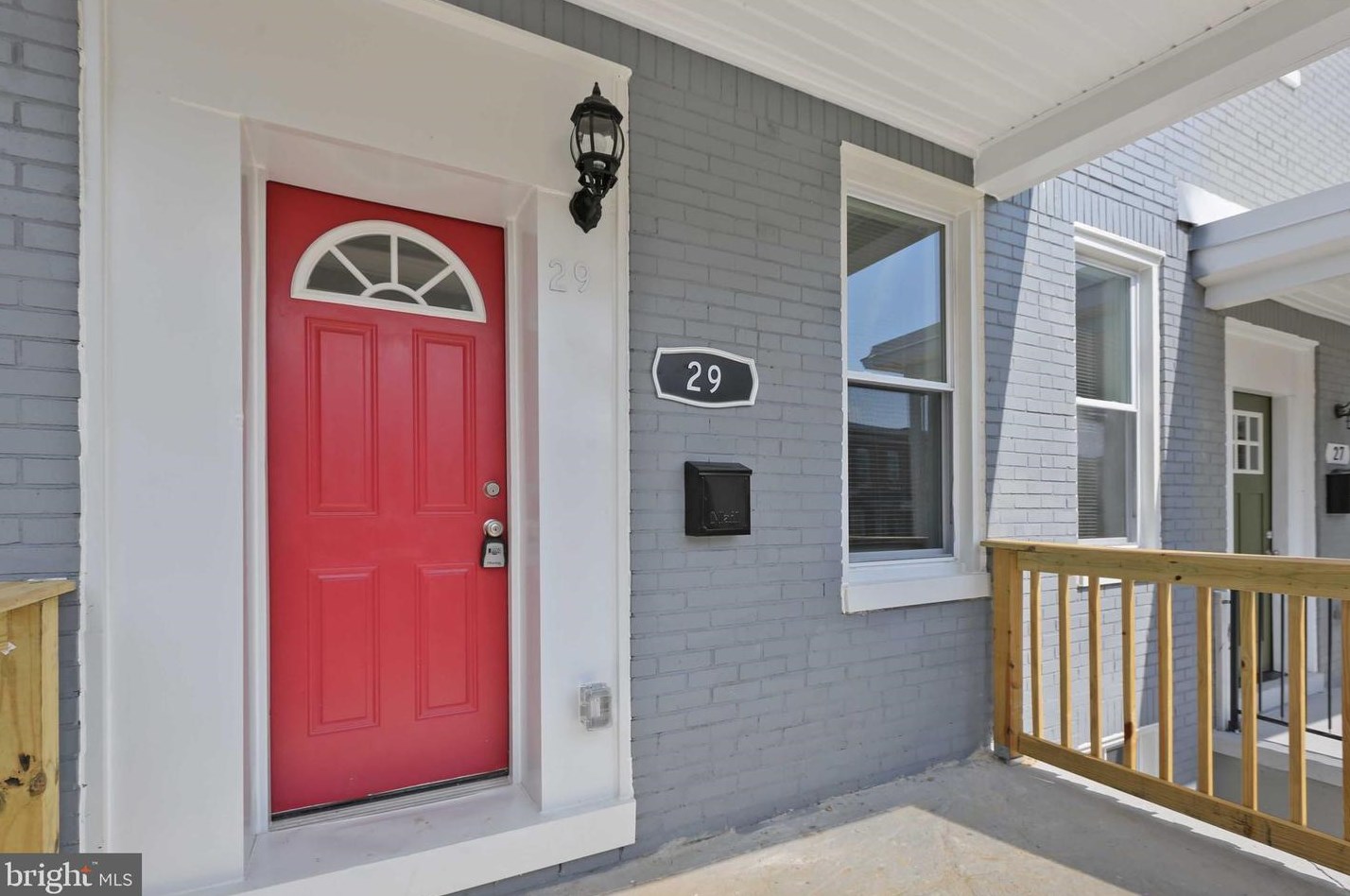 29 Abington Ave, Baltimore, MD 21229-3703