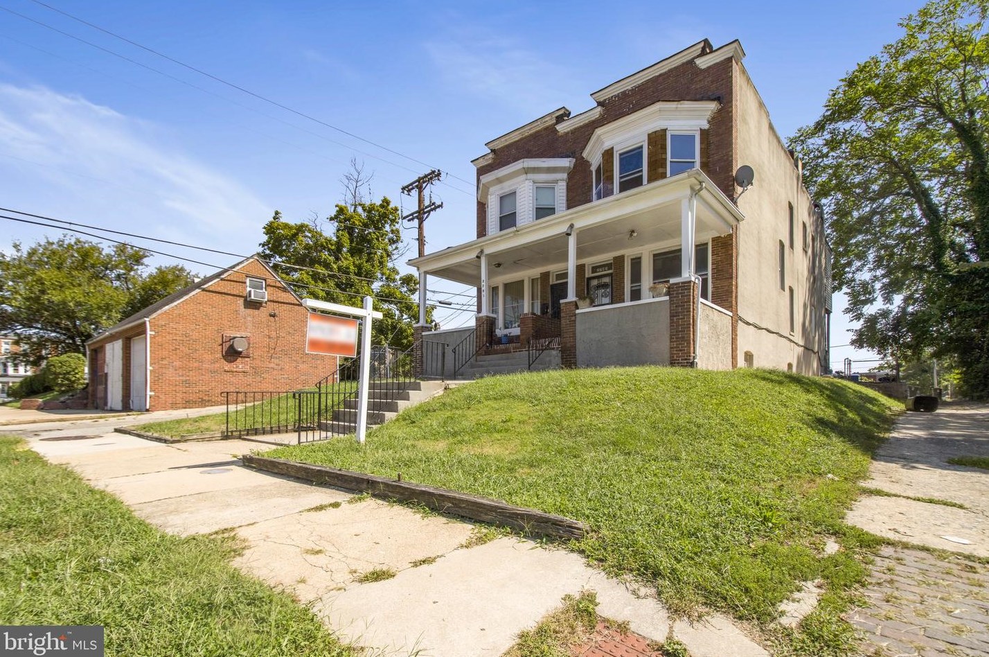 2703 Violet Ave, Baltimore MD  21215-7707 exterior