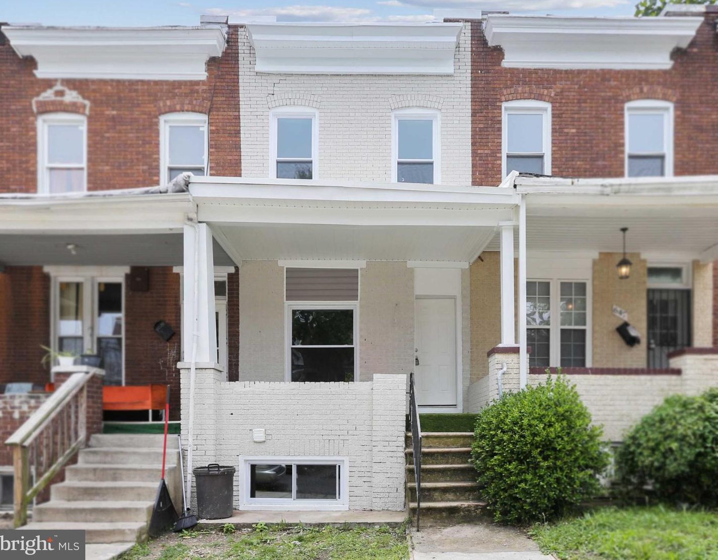 649 Bartlett Ave, Baltimore, MD 21218-5413