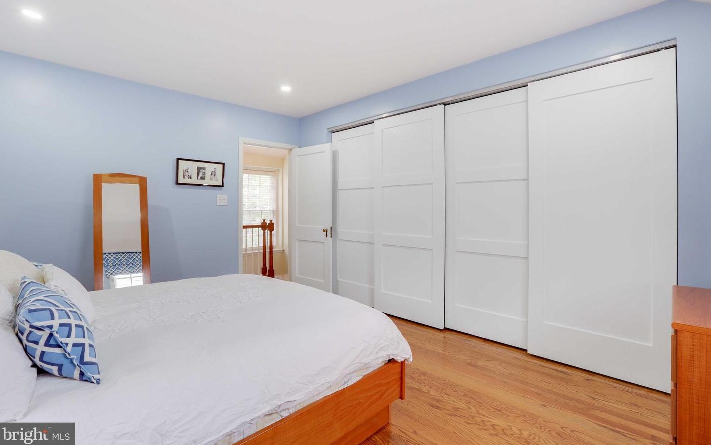 313 Broadmoor Rd, Baltimore MD  21212-3808 exterior