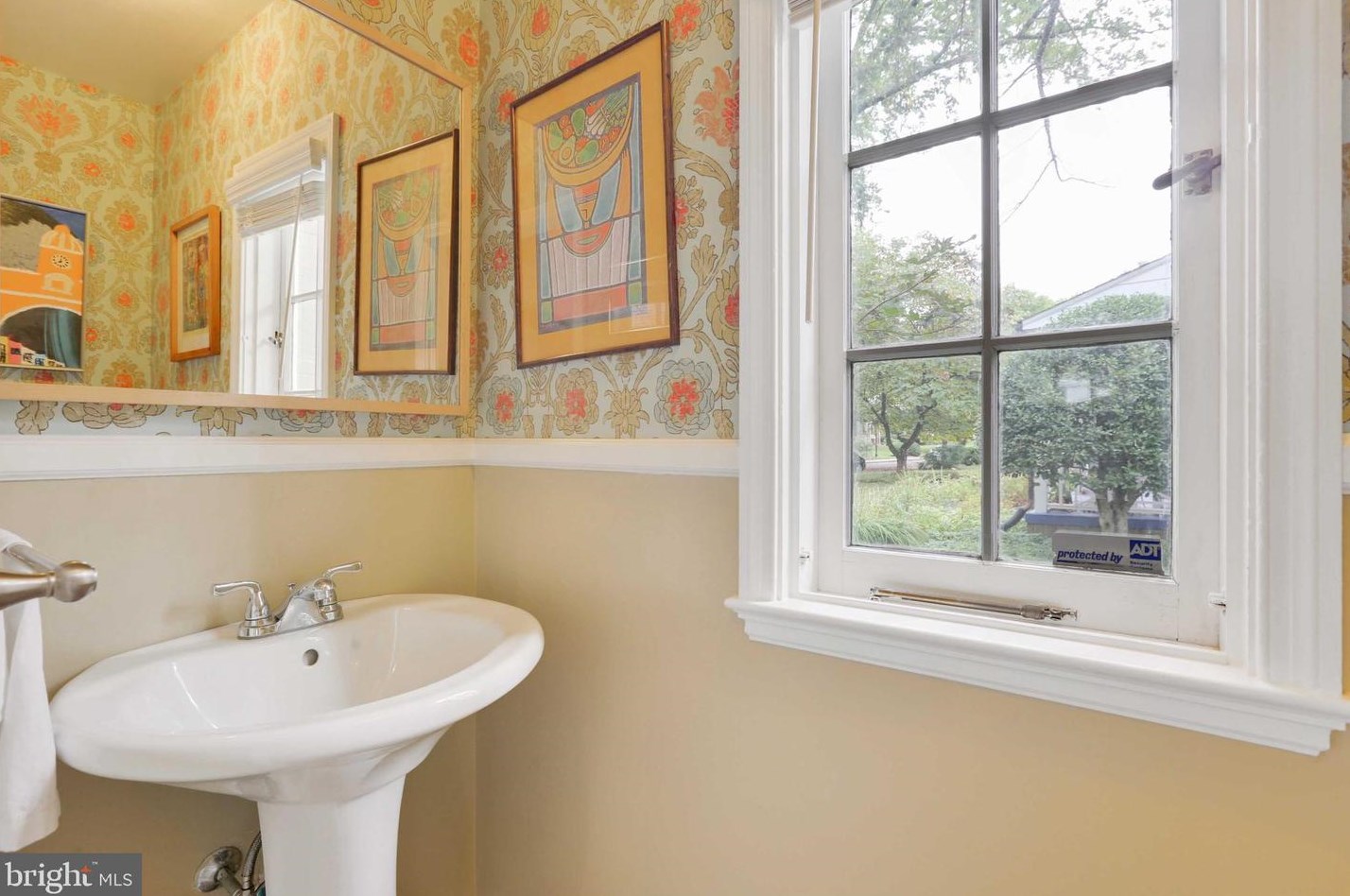 313 Broadmoor Rd, Baltimore MD  21212-3808 exterior