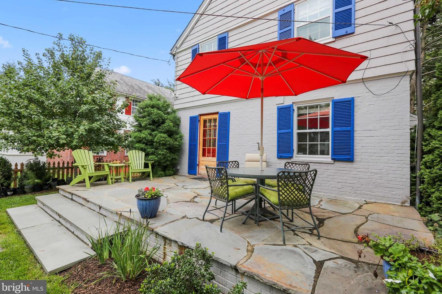 313 Broadmoor Rd, Baltimore MD  21212-3808 exterior