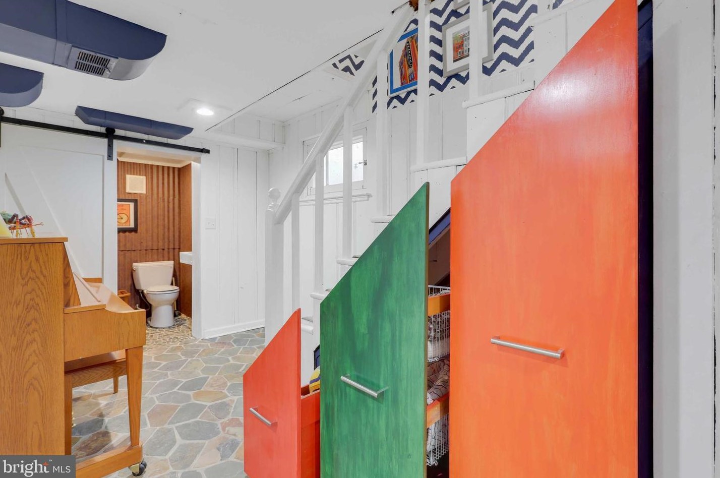 313 Broadmoor Rd, Baltimore MD  21212-3808 exterior