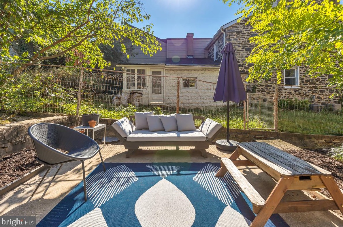 718 Pacific St, Baltimore MD  exterior