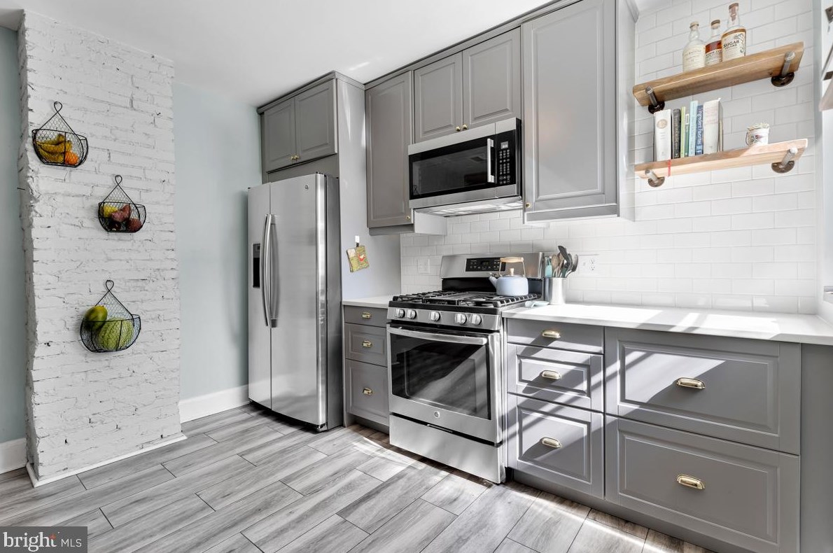 718 Pacific St, Baltimore MD  exterior