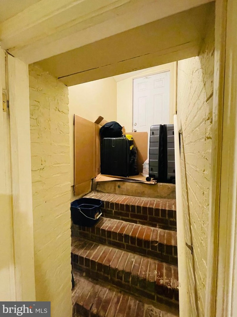 418 Bonsal St, Baltimore MD  21224-2708 exterior