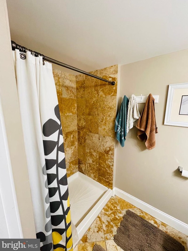 418 Bonsal St, Baltimore MD  21224-2708 exterior