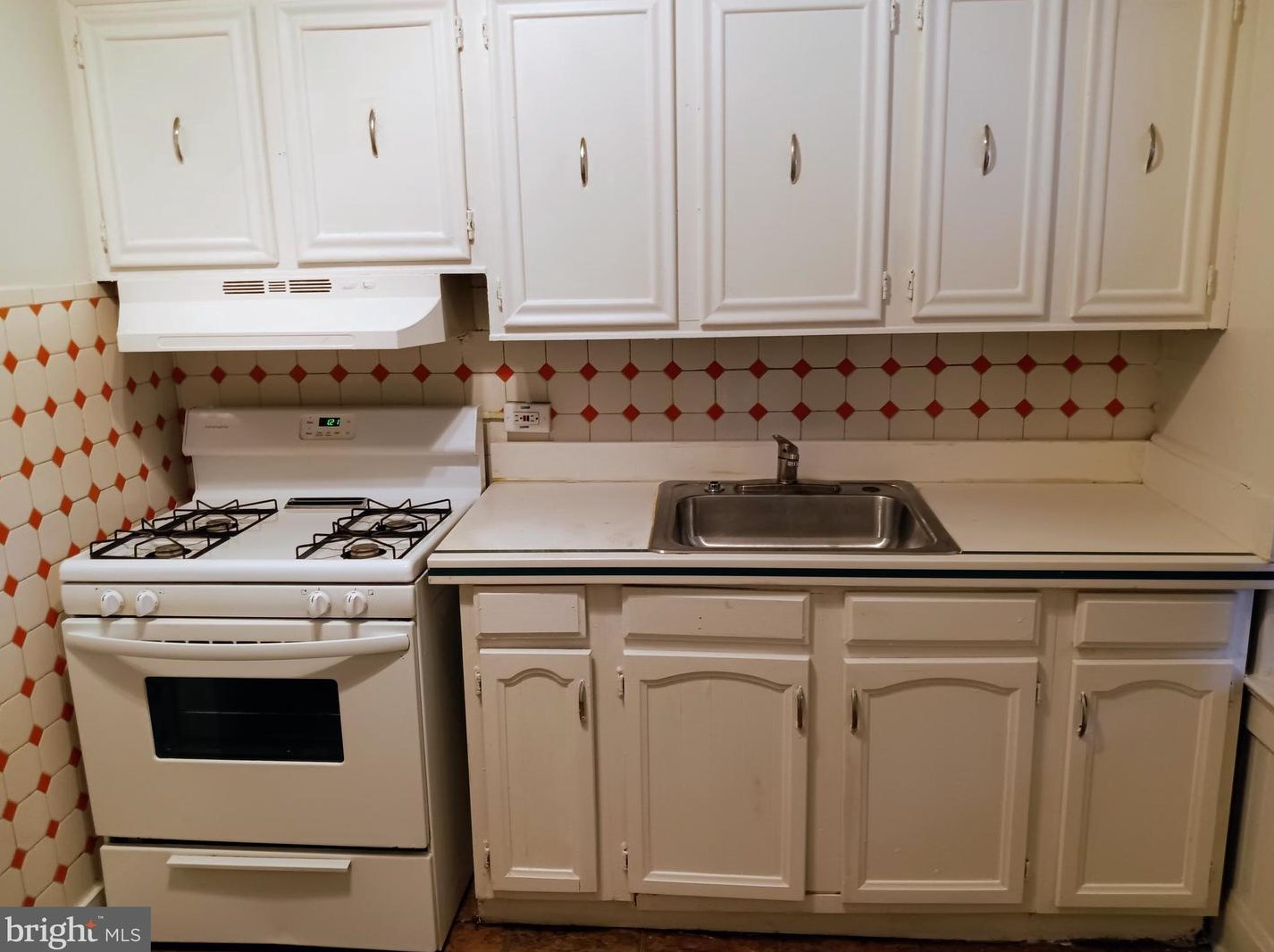 2315 Rosedale St, Baltimore MD  21216-2727 exterior