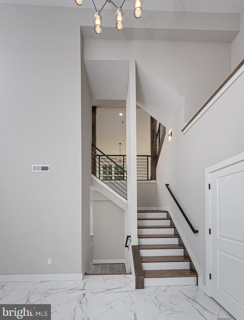 1032 Terrace Gln, Baltimore, MD 21210-1200
