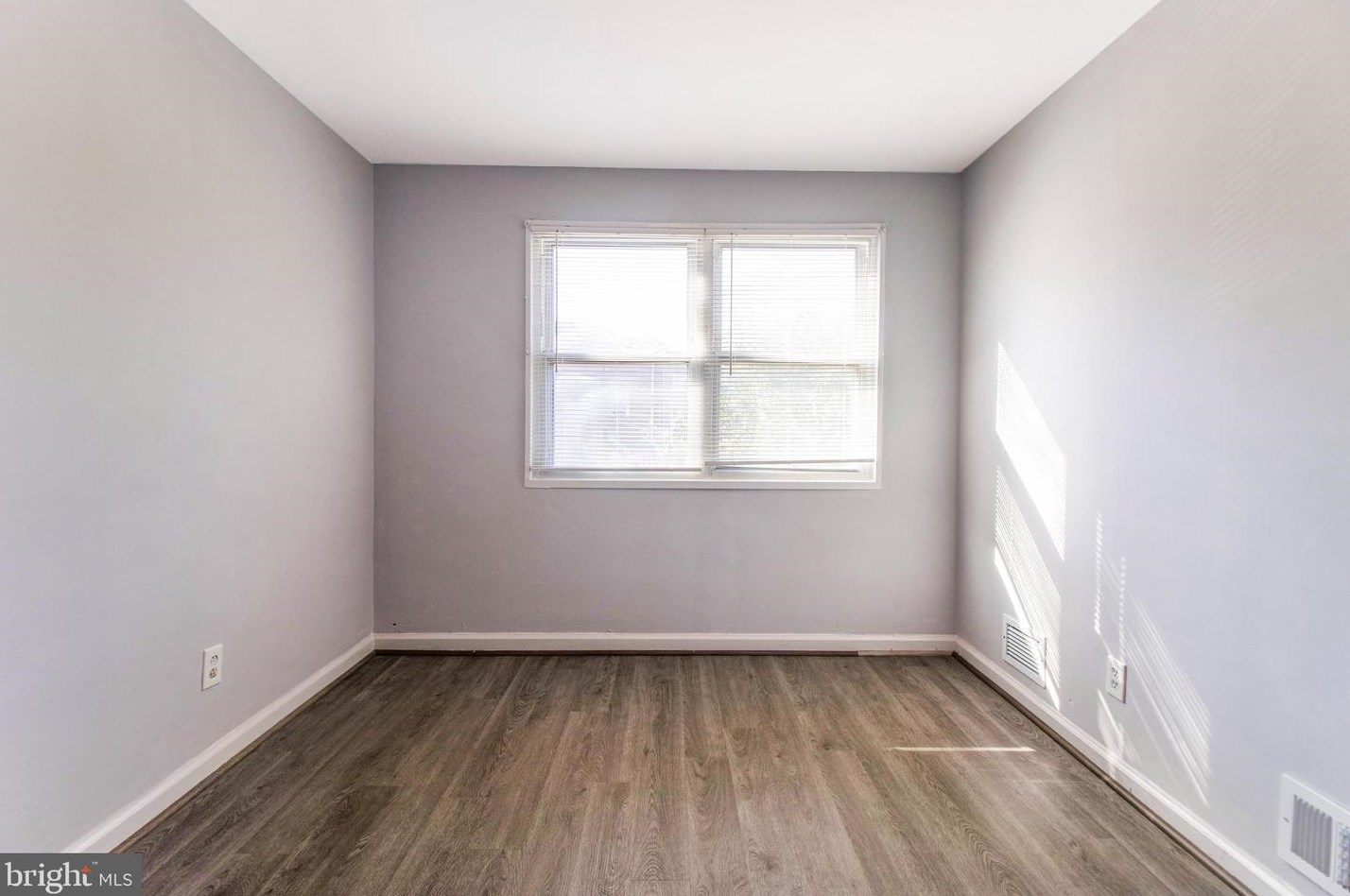 5107 Frederick Ave, Baltimore, MD 21229-3219