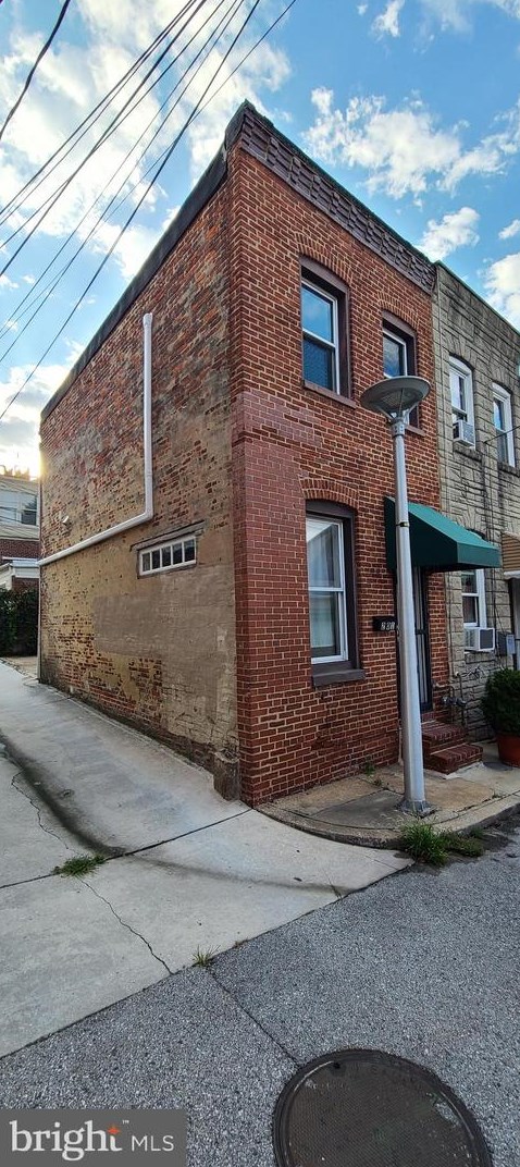 201 1/2 S Madeira St, Baltimore, MD 21231