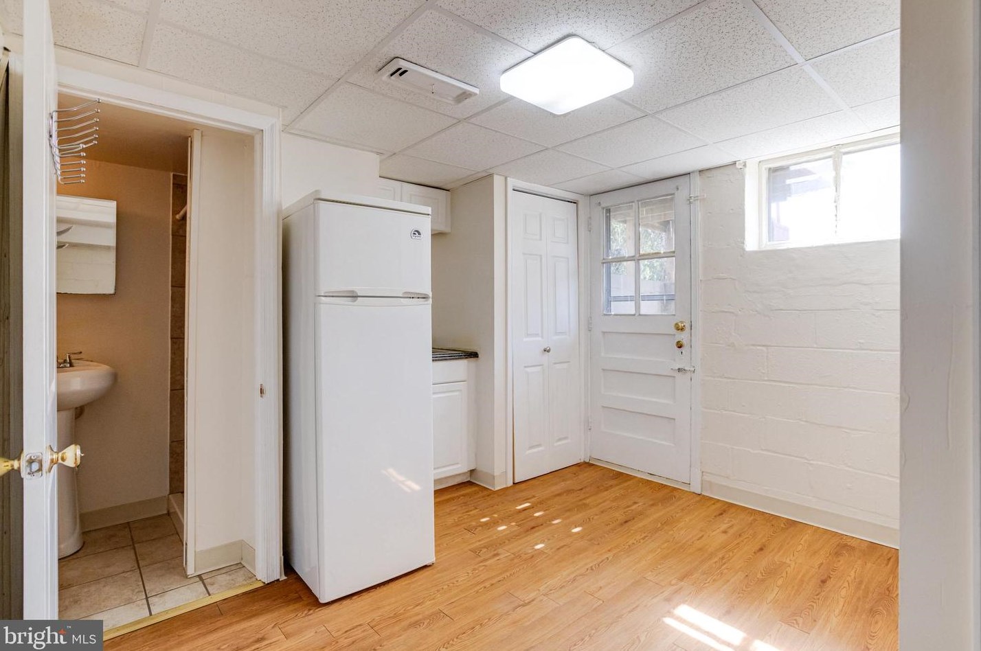 3809 Bonview Ave, Baltimore MD 21213-2012 exterior