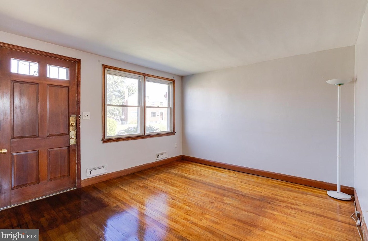 3809 Bonview Ave, Baltimore MD 21213-2012 exterior