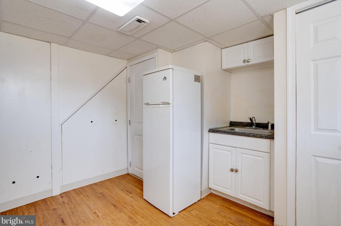 3809 Bonview Ave, Baltimore MD 21213-2012 exterior