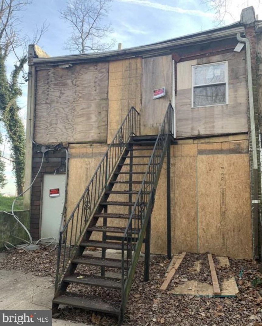 3200 Piedmont Ave, Baltimore MD  21216-1932 exterior