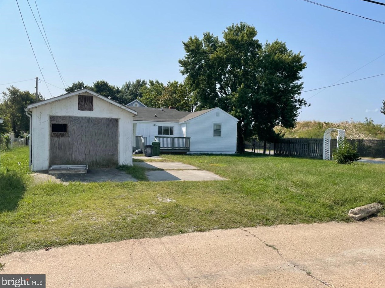 6500 Colgate Ave, Baltimore MD  21222-4003 exterior