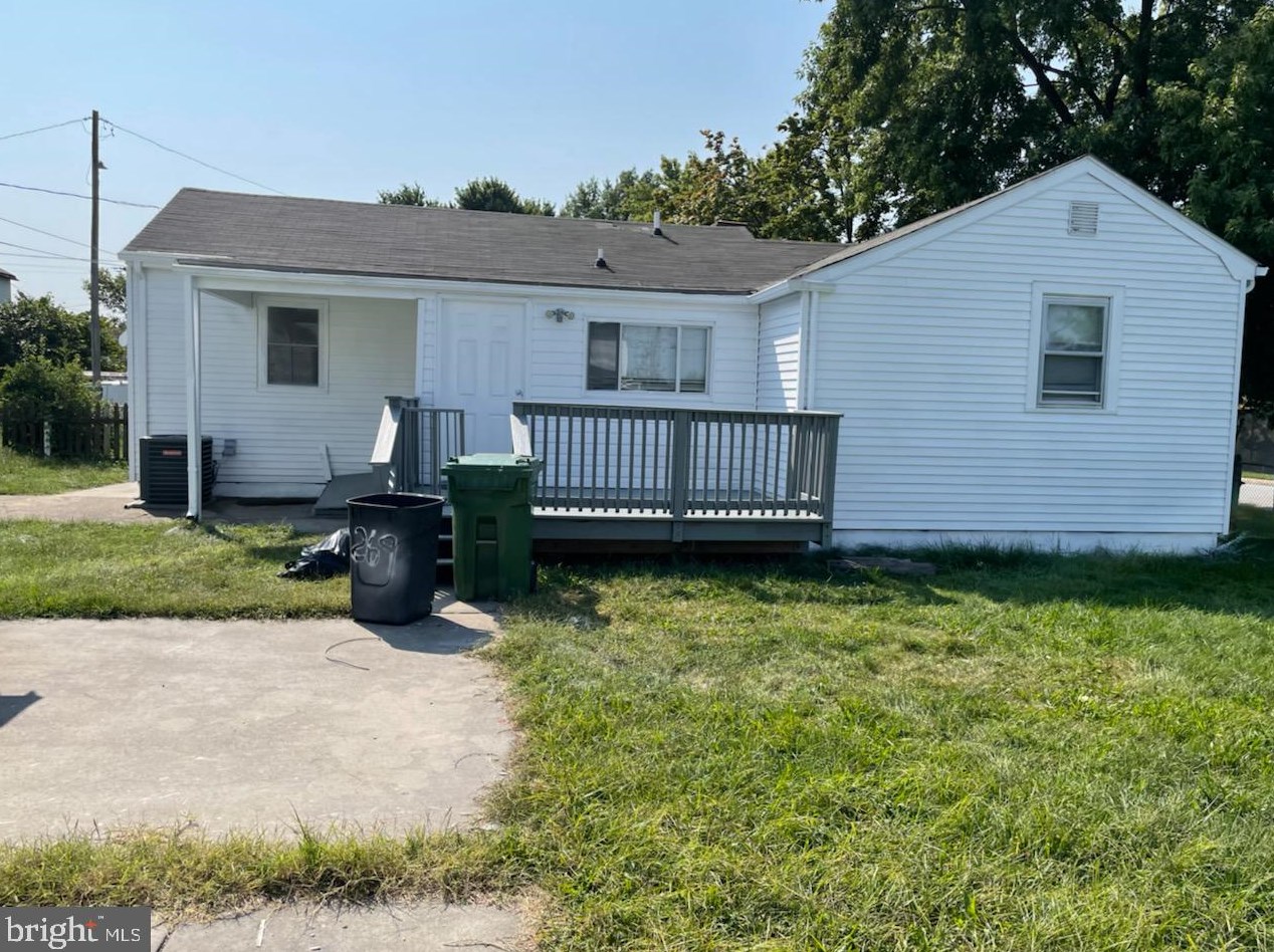 6500 Colgate Ave, Baltimore MD  21222-4003 exterior