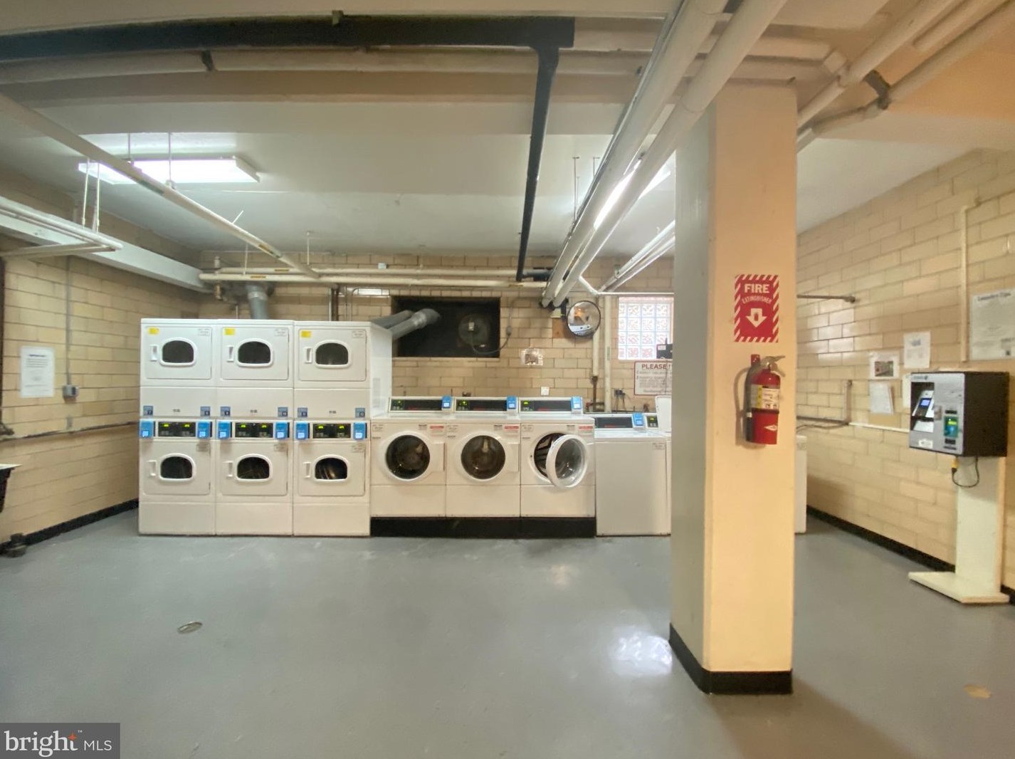 3601 Greenway, Baltimore MD  21218-2450 exterior
