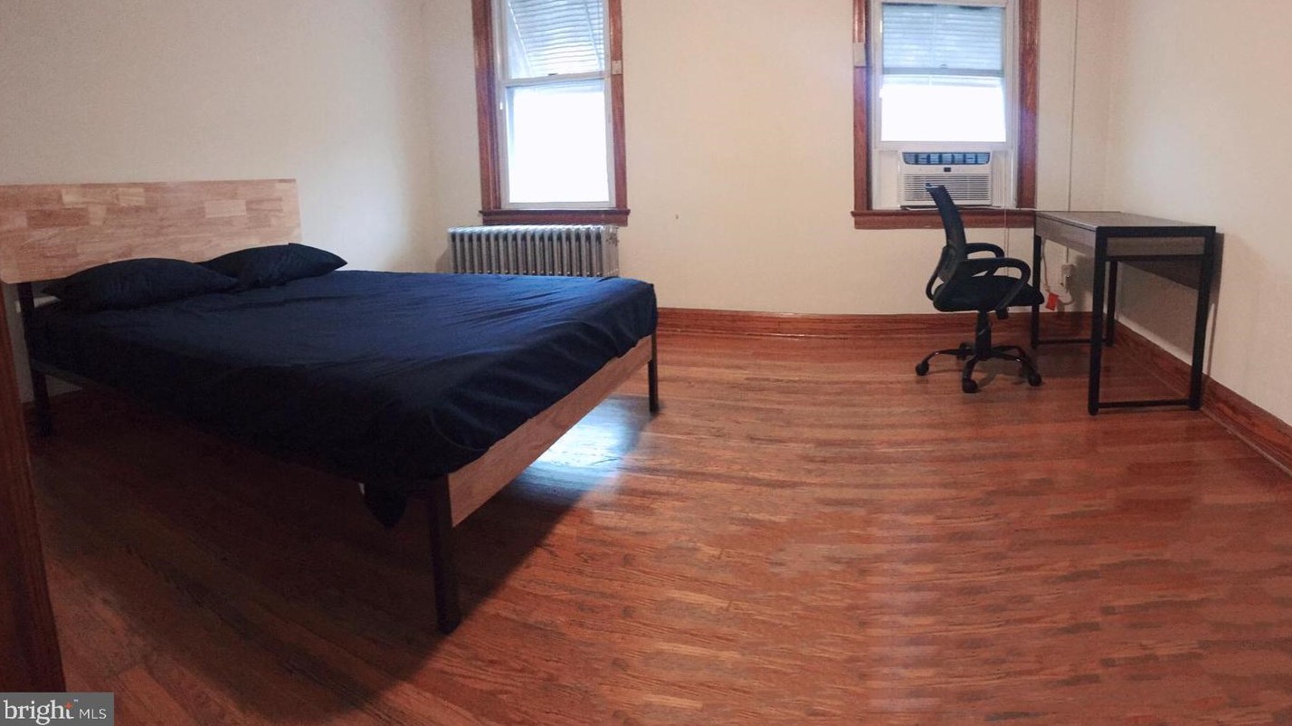 329 Drew St, Baltimore MD 21224-2717 exterior