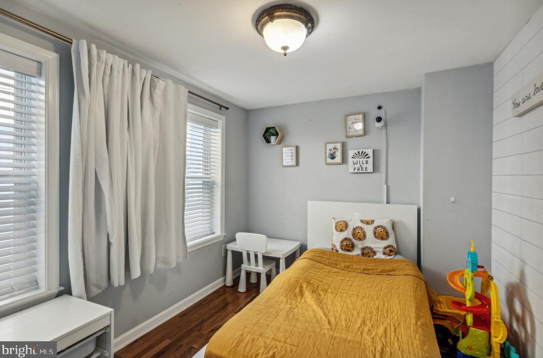 2332 Fleet St, Baltimore MD  21224-3624 exterior