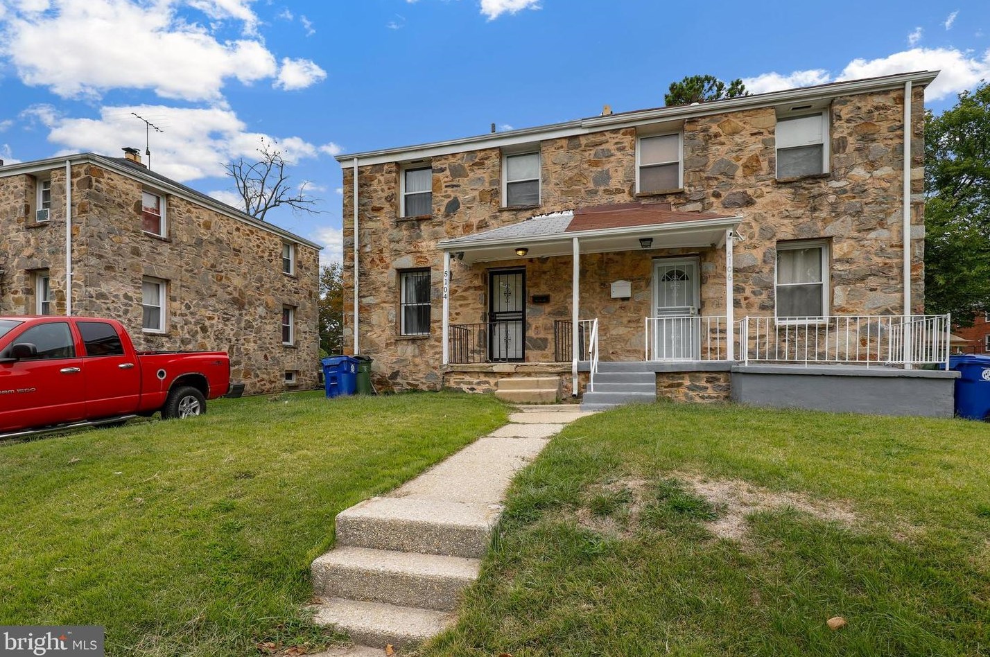 5104 Laurel Ave, Baltimore, MD 21215-5323