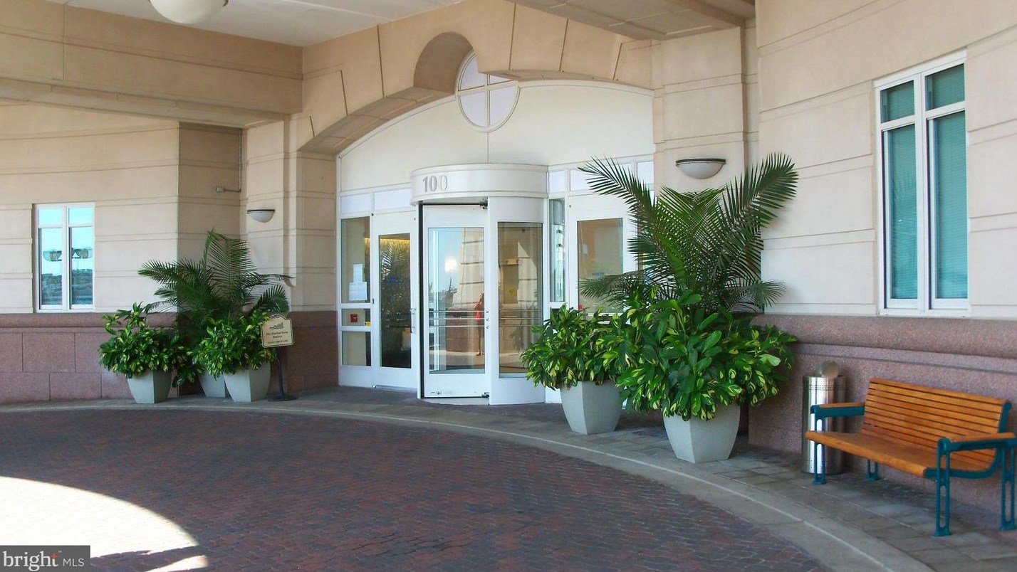 100 Harborview Dr Unit 1303, Baltimore, MD 21230