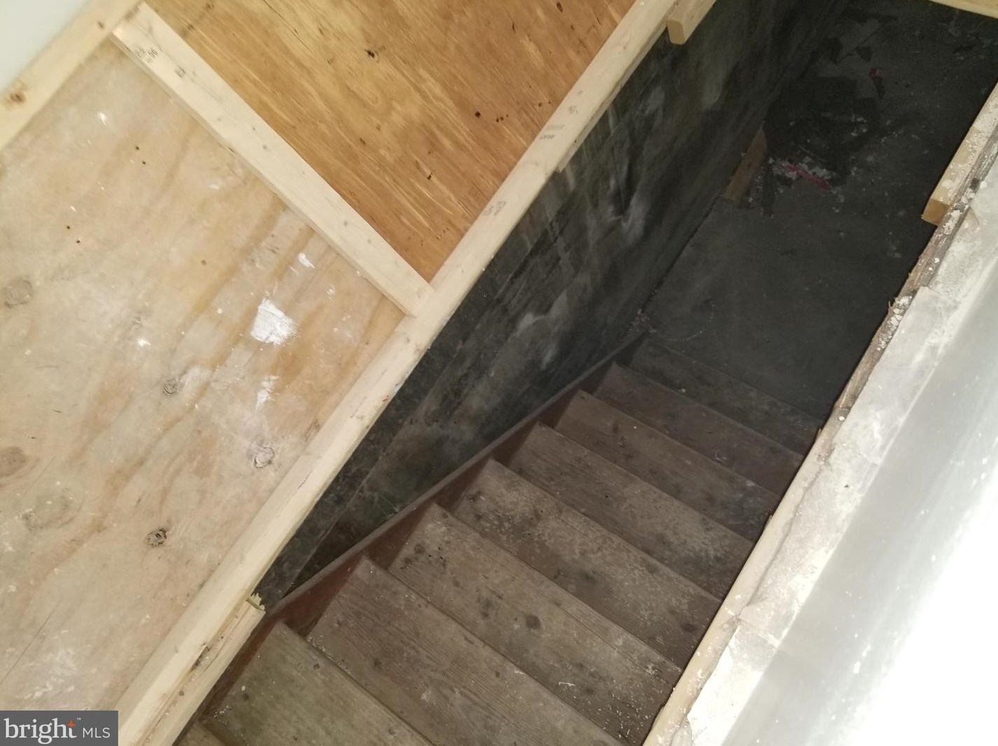 4301 Belair Rd, Baltimore MD  21213-1233 exterior