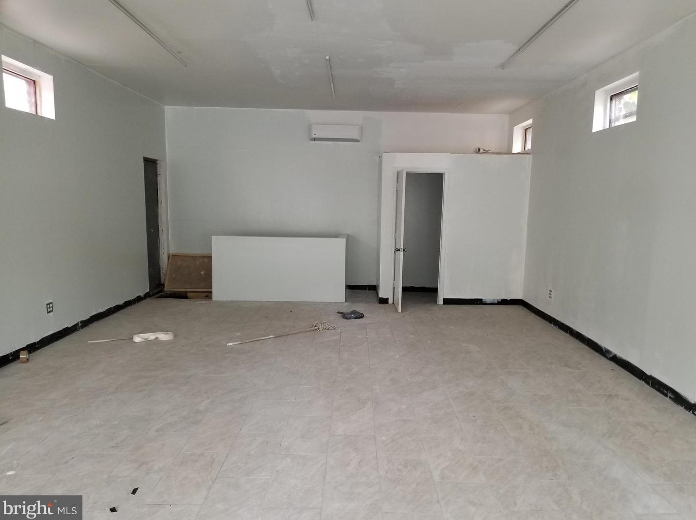 4301 Belair Rd, Baltimore MD  21206-6304 exterior