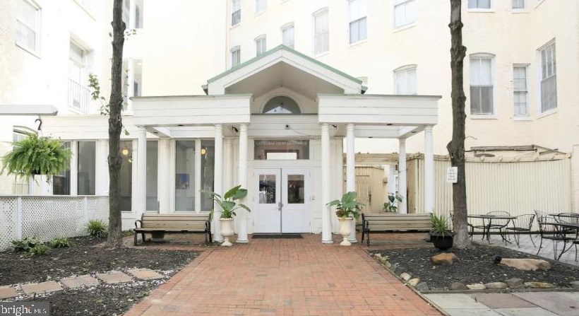 900 Cathedral St #406, Baltimore, MD 21201