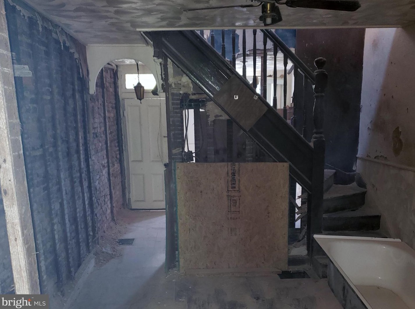 1910 Collington Ave, Baltimore, MD 21213-1504