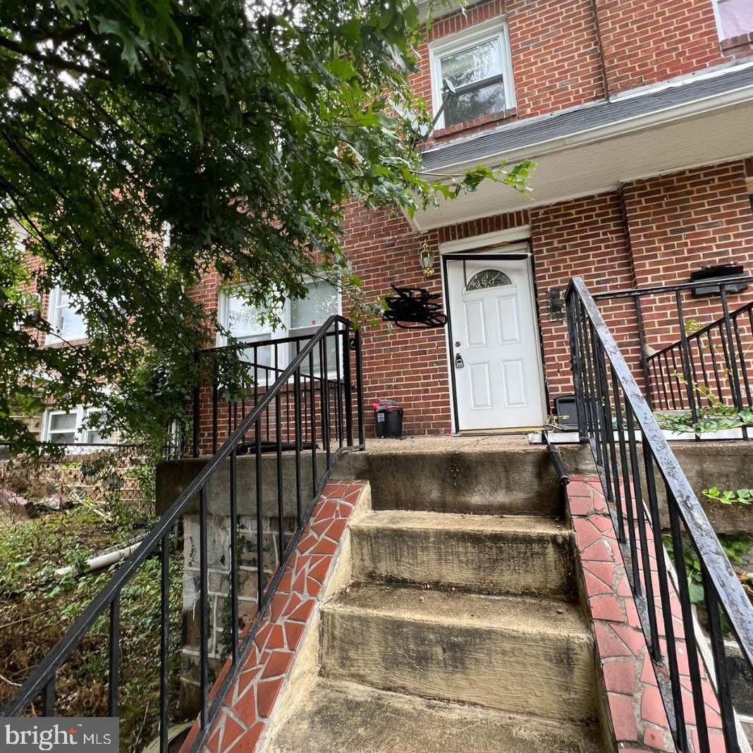27 Bernice Ave, Baltimore, MD 21229-3712