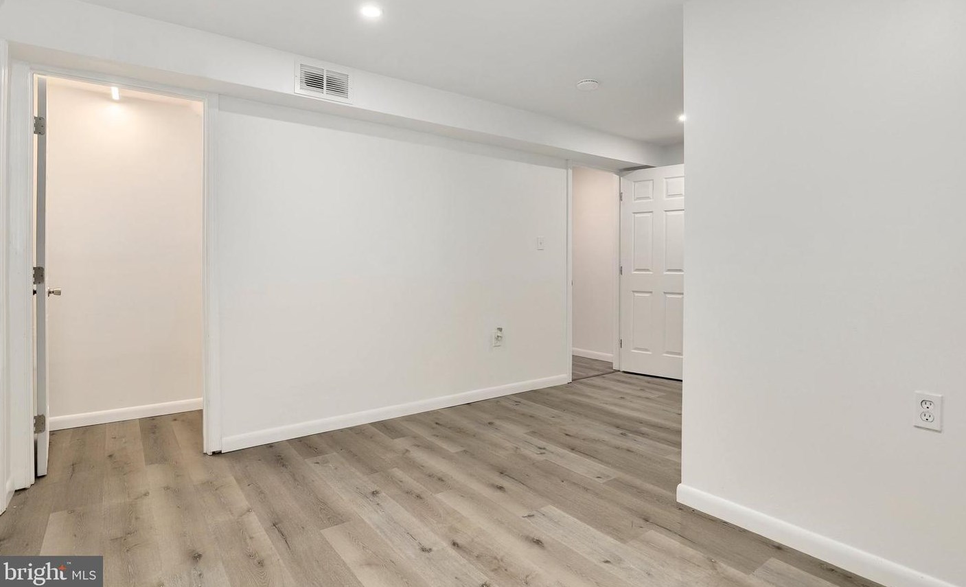 417 Nottingham Rd, Baltimore MD  21229-2439 exterior