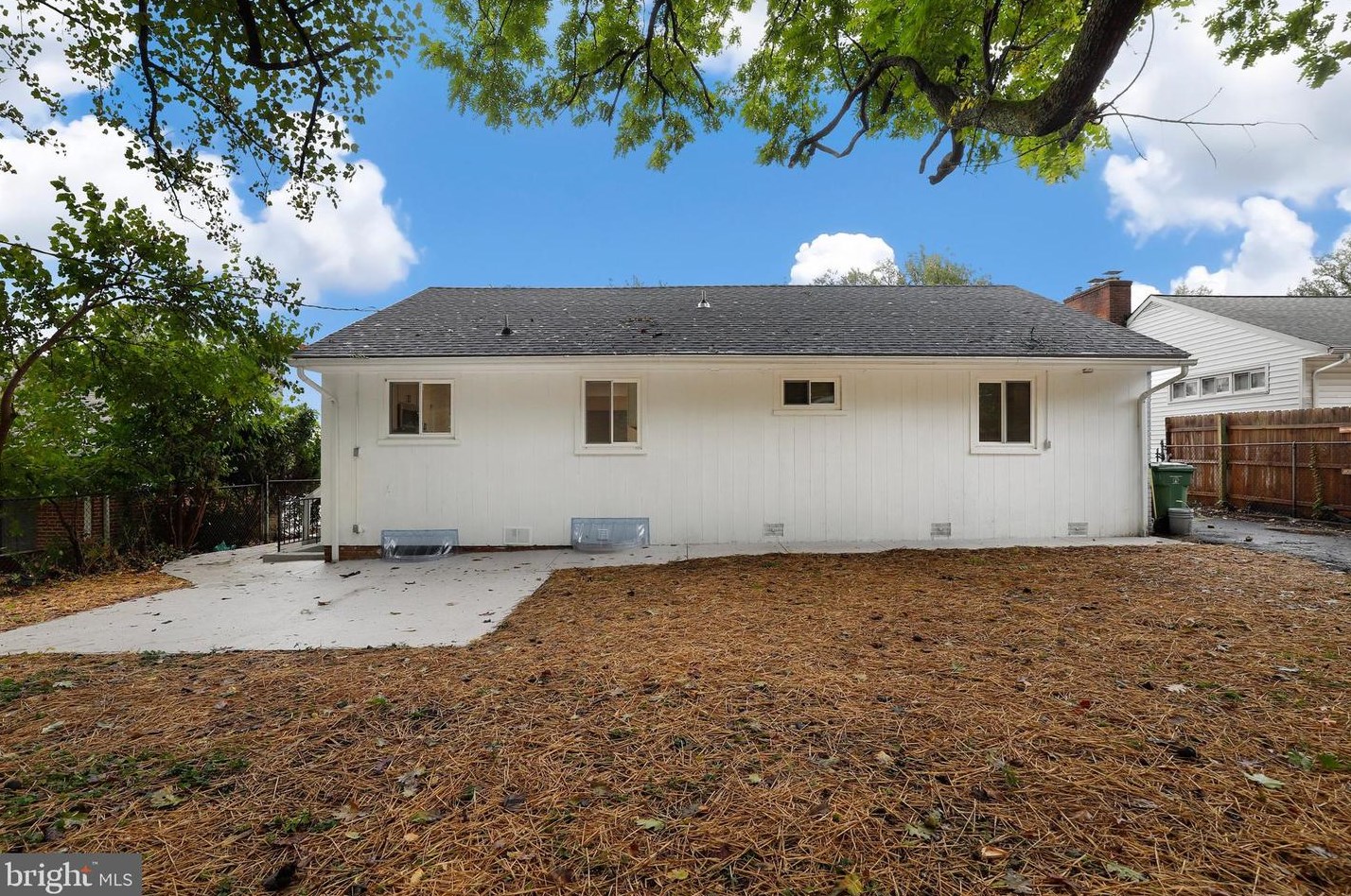 417 Nottingham Rd, Baltimore MD  21229-2439 exterior