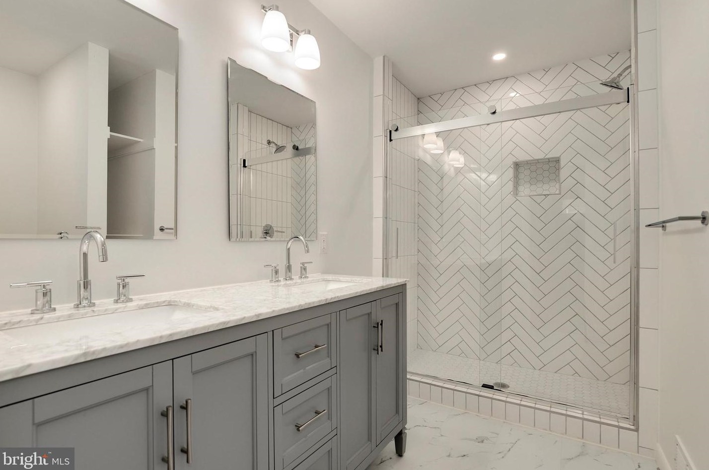 417 Nottingham Rd, Baltimore MD  21229-2439 exterior