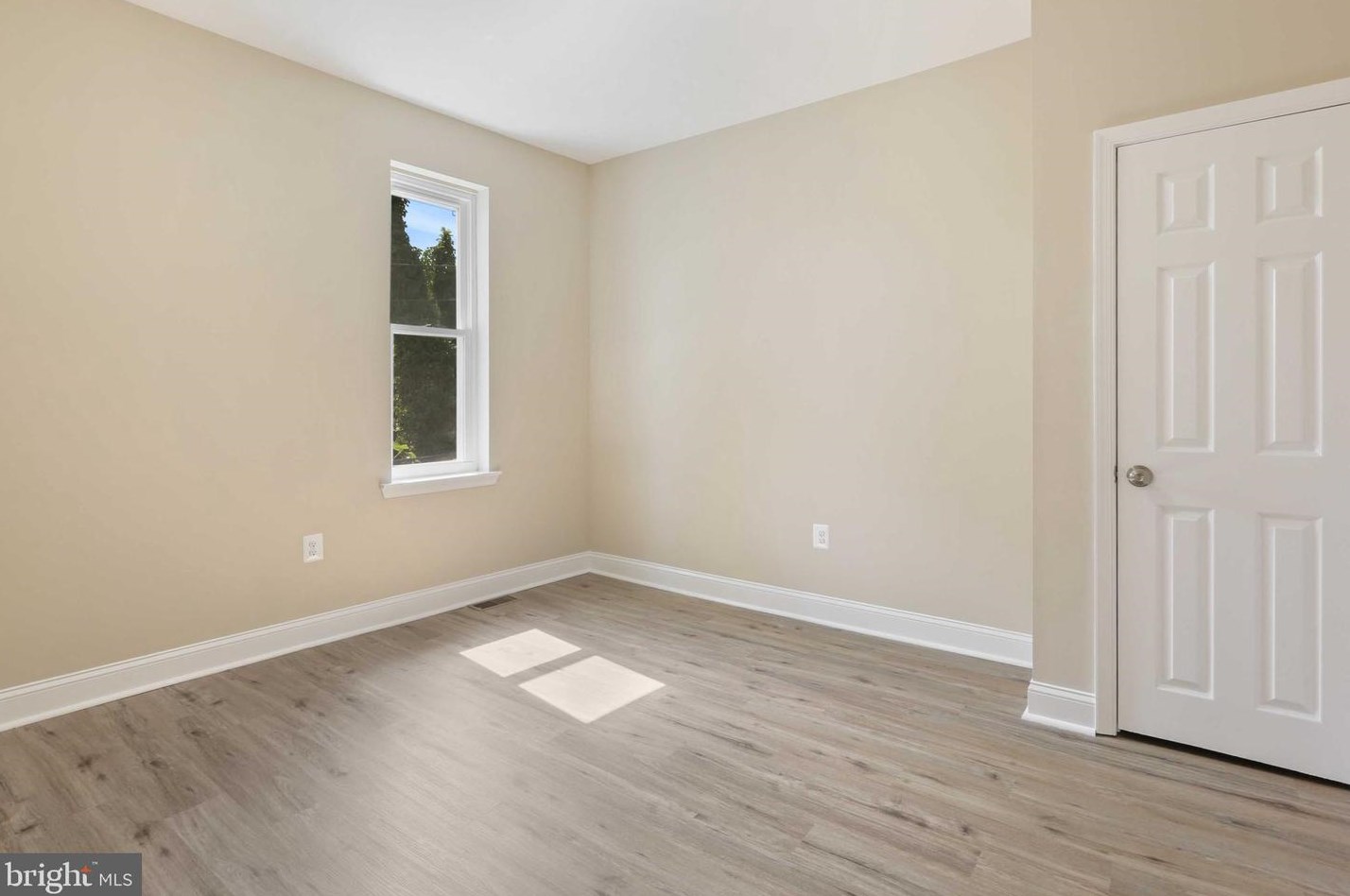 2638 Quantico Ave, Baltimore, MD 21215-7011