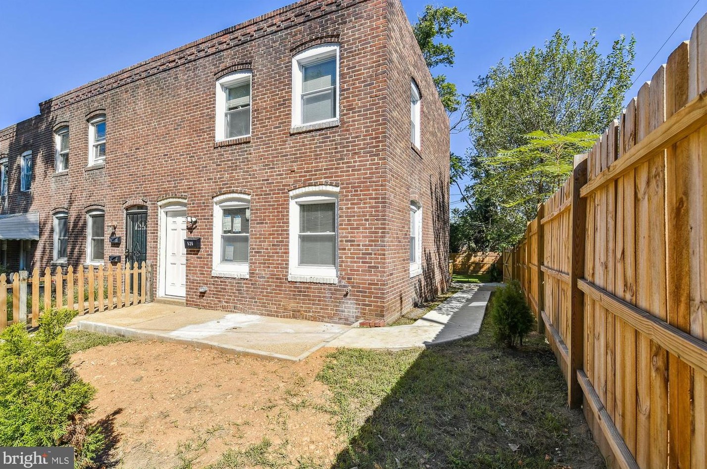 526 Baltic Ave, Baltimore MD  21225-1920 exterior