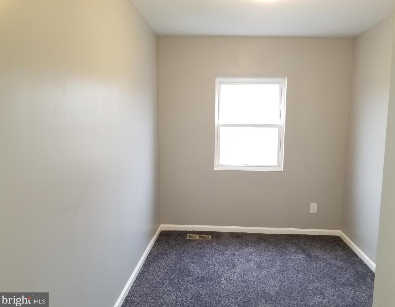 4500 Garden Dr, Baltimore MD  21215-6301 exterior