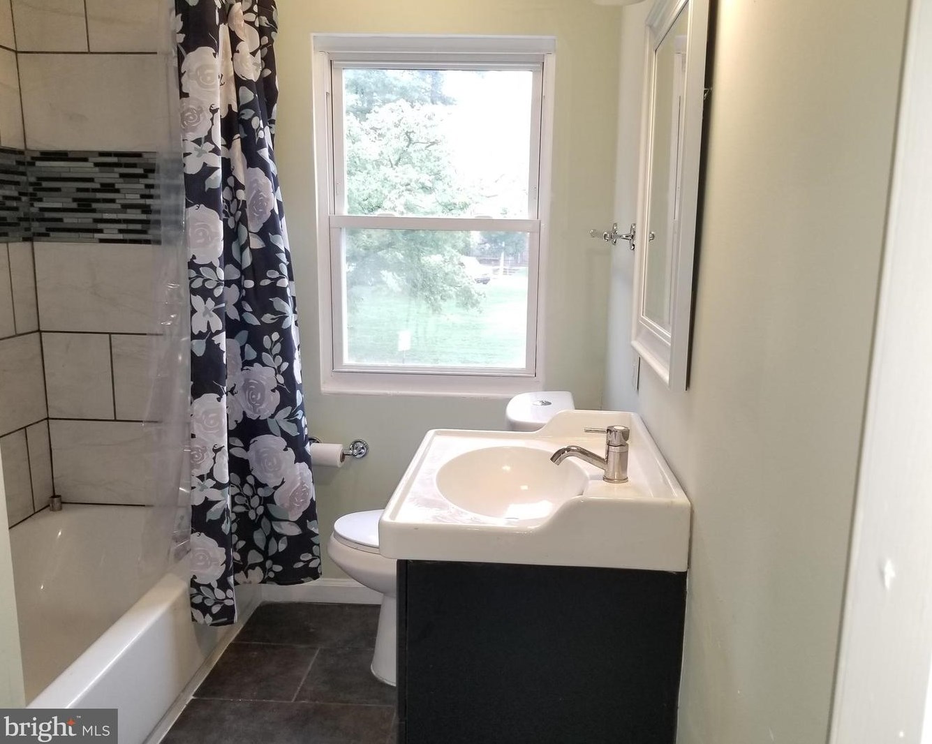 4500 Garden Dr, Baltimore MD  21215-6301 exterior